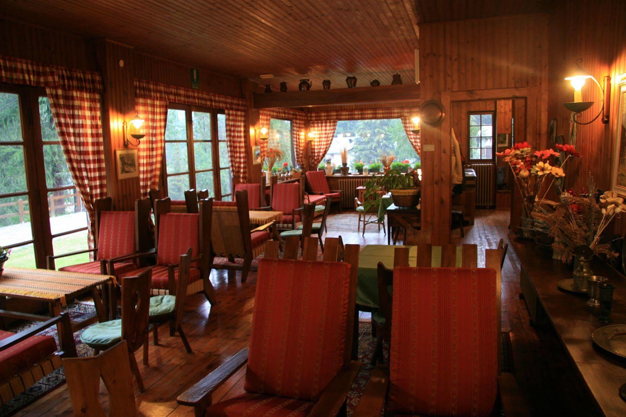 Albergo Villa Anna Maria Champoluc Esterno foto