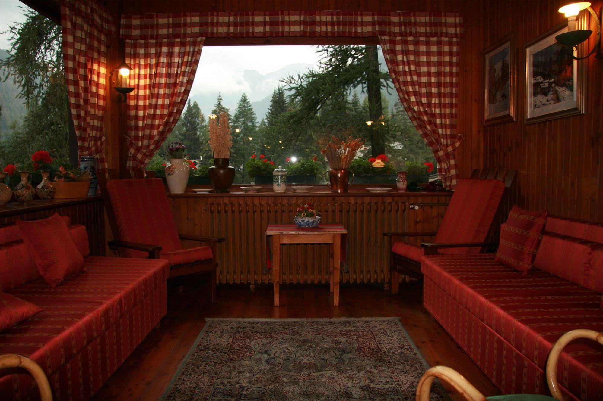Albergo Villa Anna Maria Champoluc Esterno foto