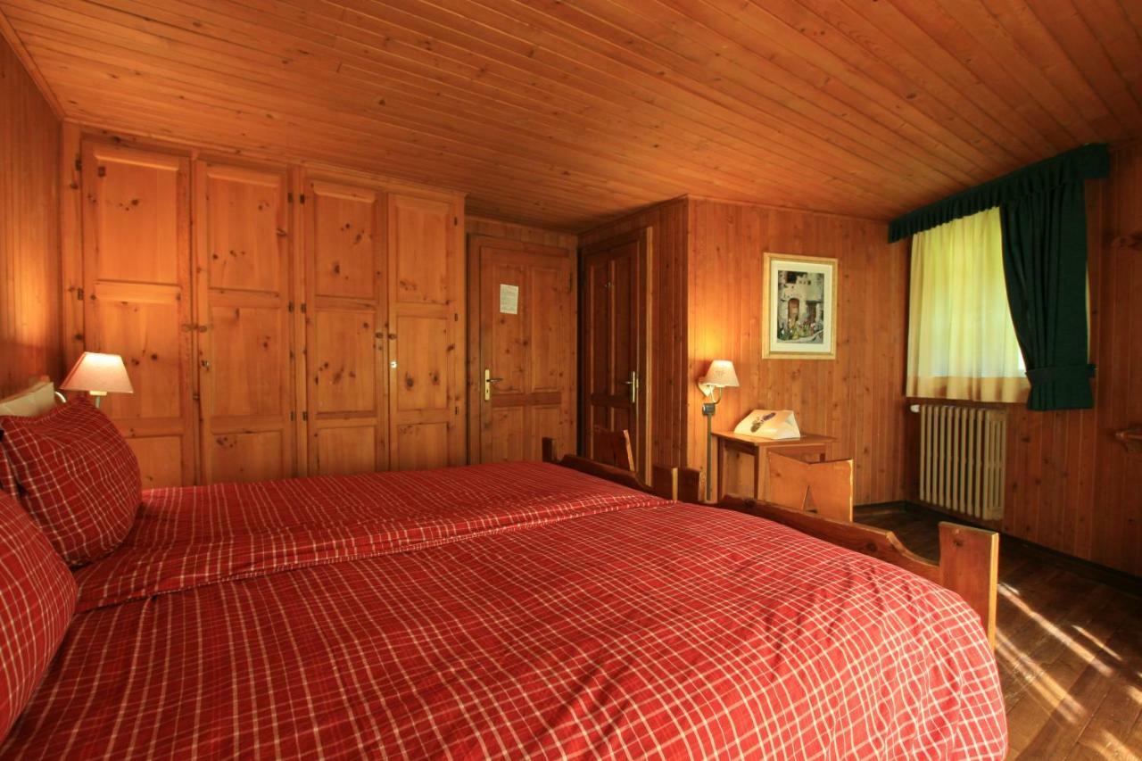 Albergo Villa Anna Maria Champoluc Esterno foto