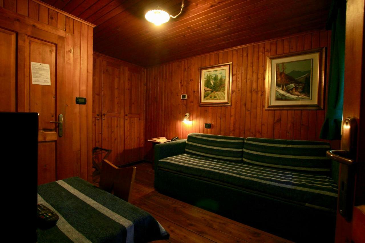 Albergo Villa Anna Maria Champoluc Esterno foto