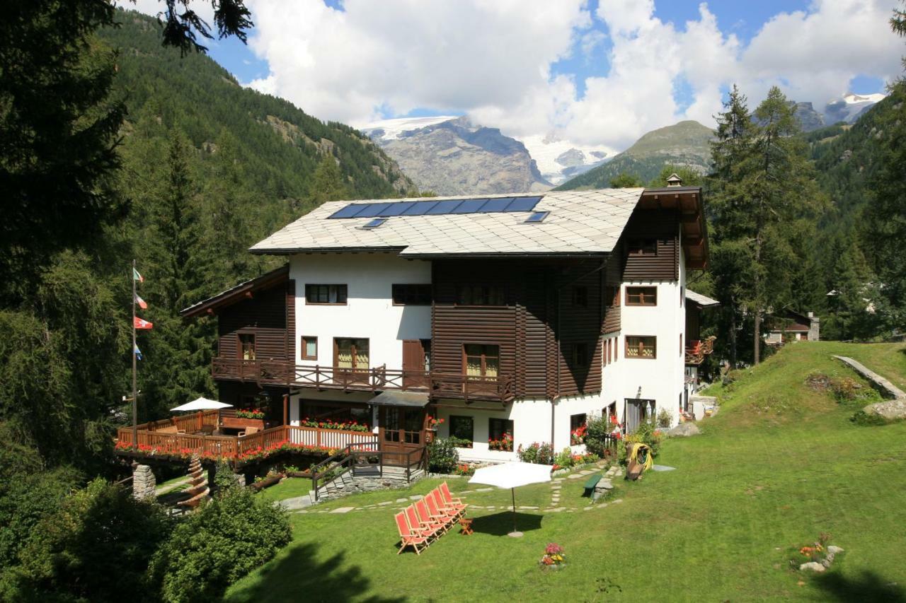Albergo Villa Anna Maria Champoluc Esterno foto