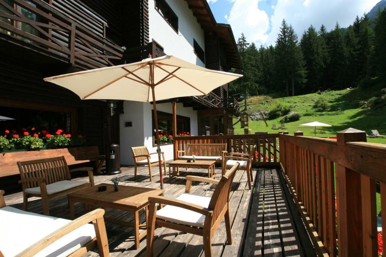 Albergo Villa Anna Maria Champoluc Esterno foto