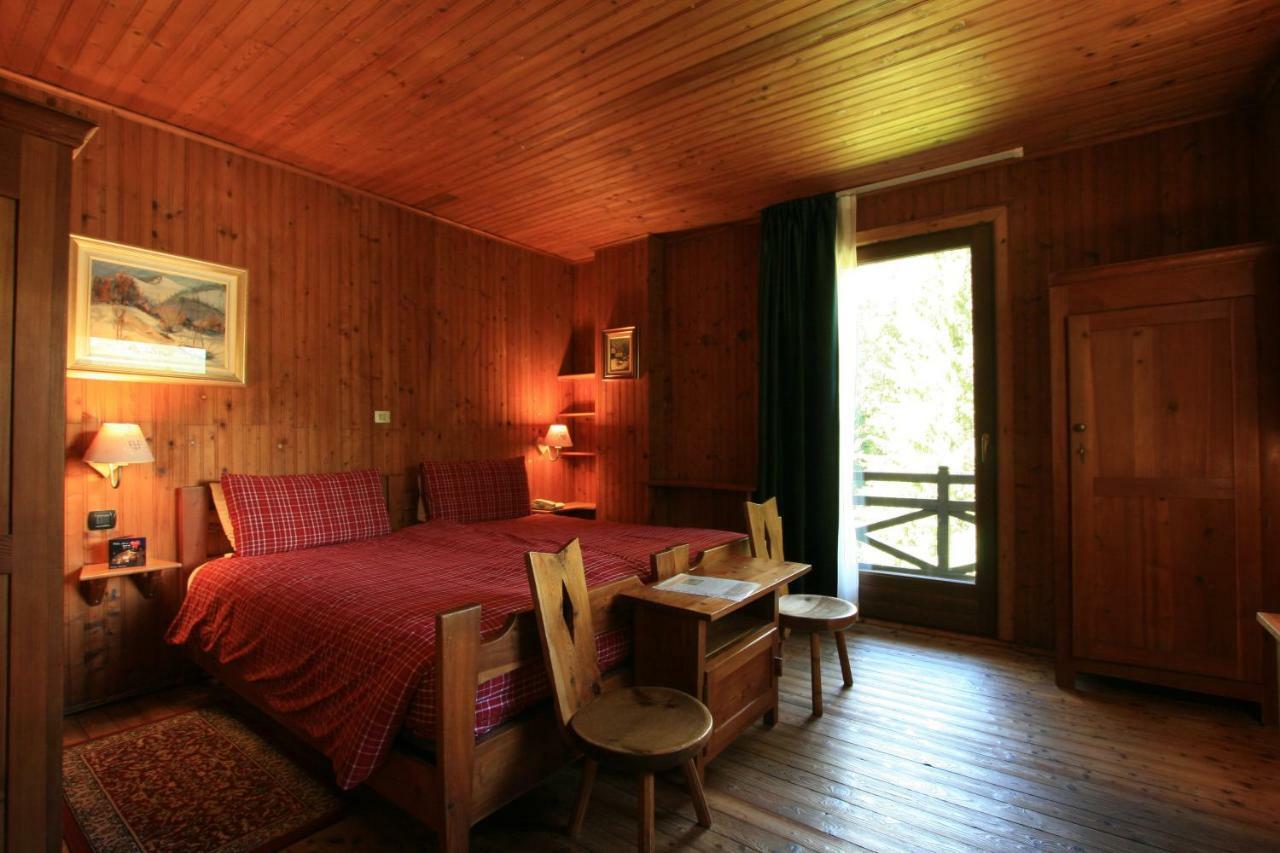 Albergo Villa Anna Maria Champoluc Esterno foto