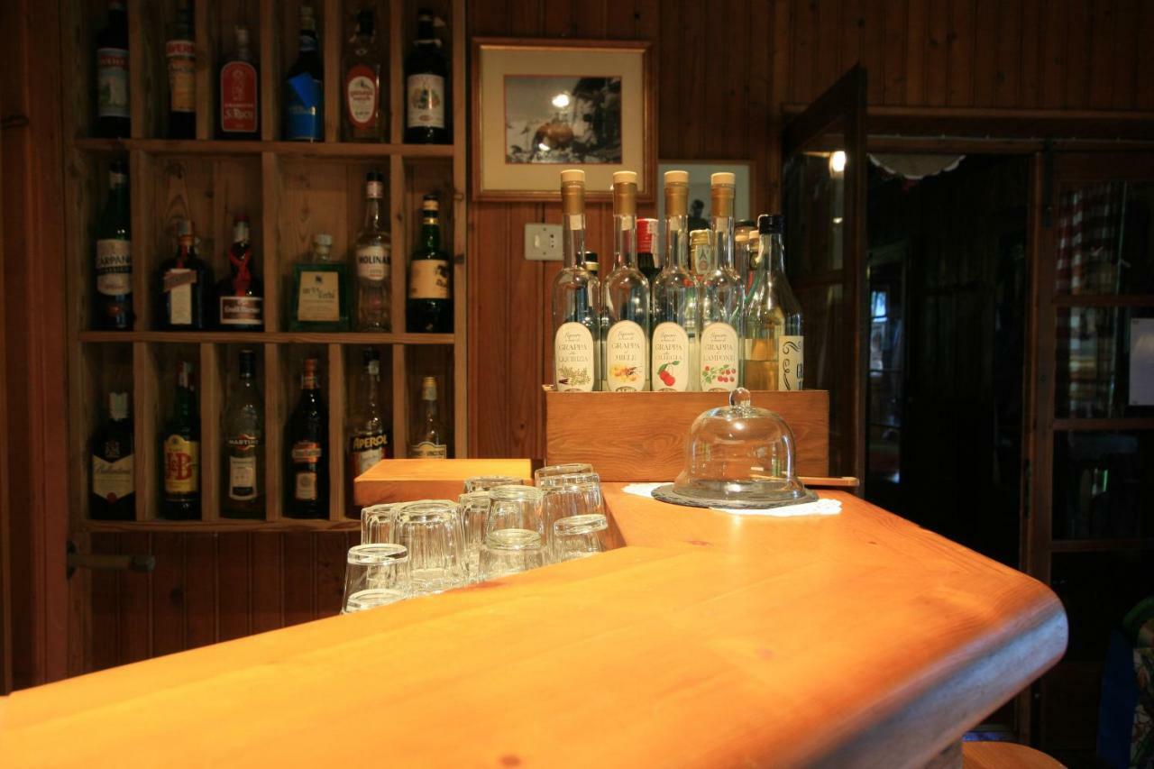 Albergo Villa Anna Maria Champoluc Esterno foto