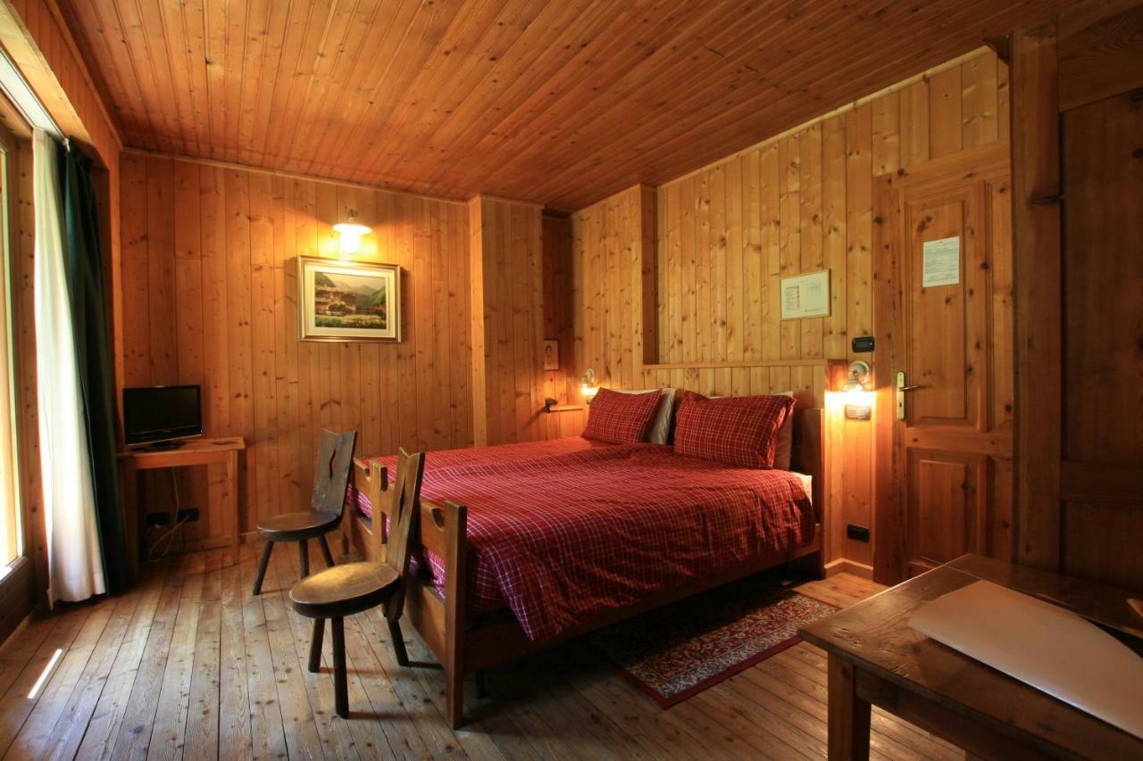 Albergo Villa Anna Maria Champoluc Esterno foto