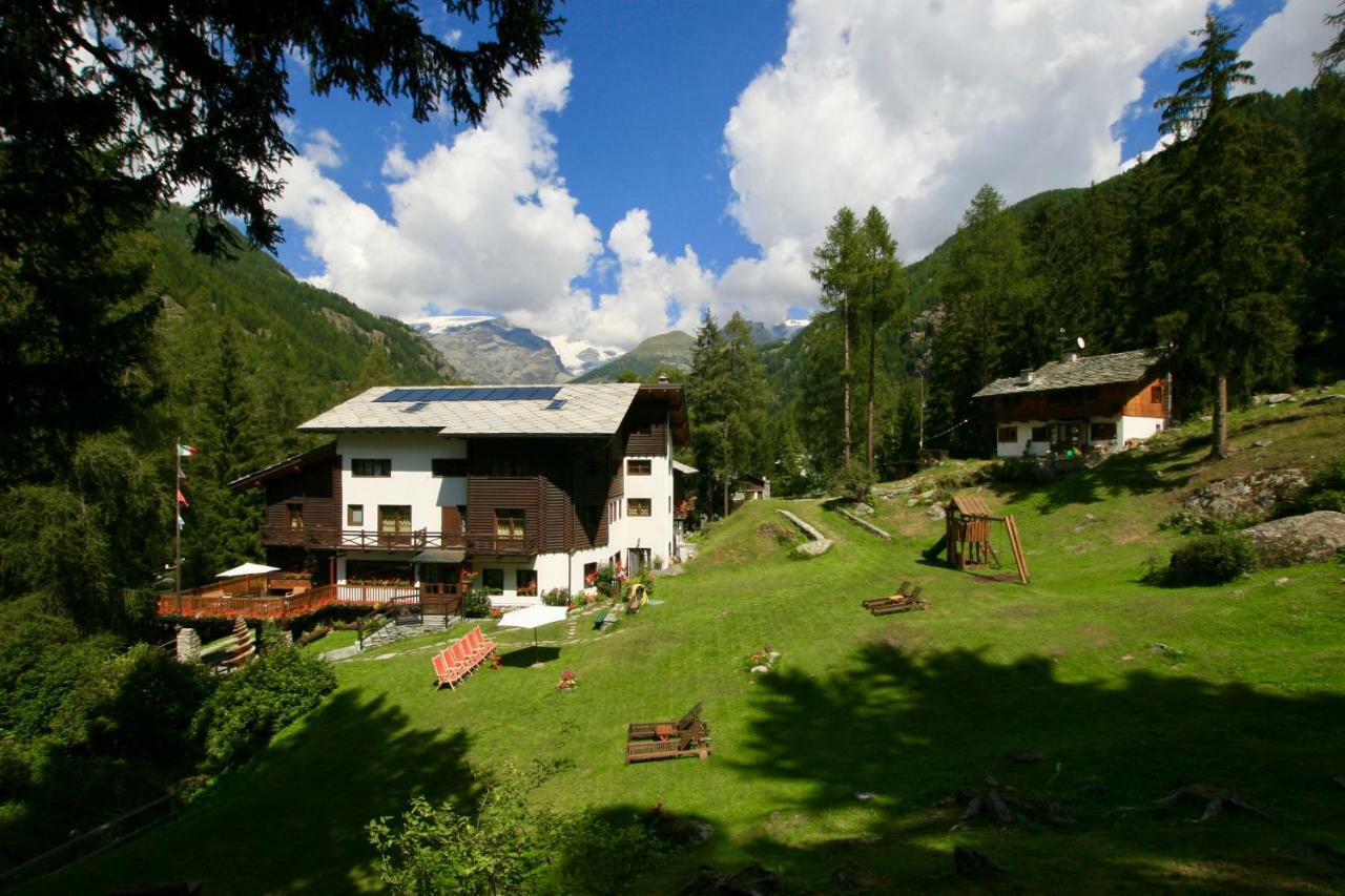 Albergo Villa Anna Maria Champoluc Esterno foto