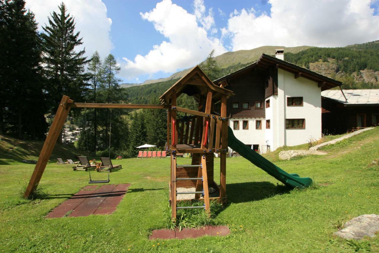 Albergo Villa Anna Maria Champoluc Esterno foto